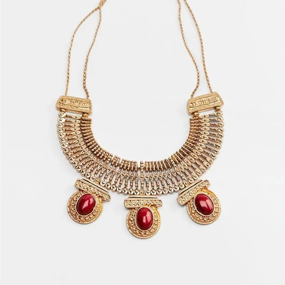 NWT. Zara Golden Metal Necklace with Stone Appliqués. - Picture 2 of 7